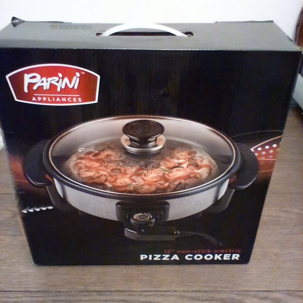 Nwt Parini 12" non stick electric pizza cooker